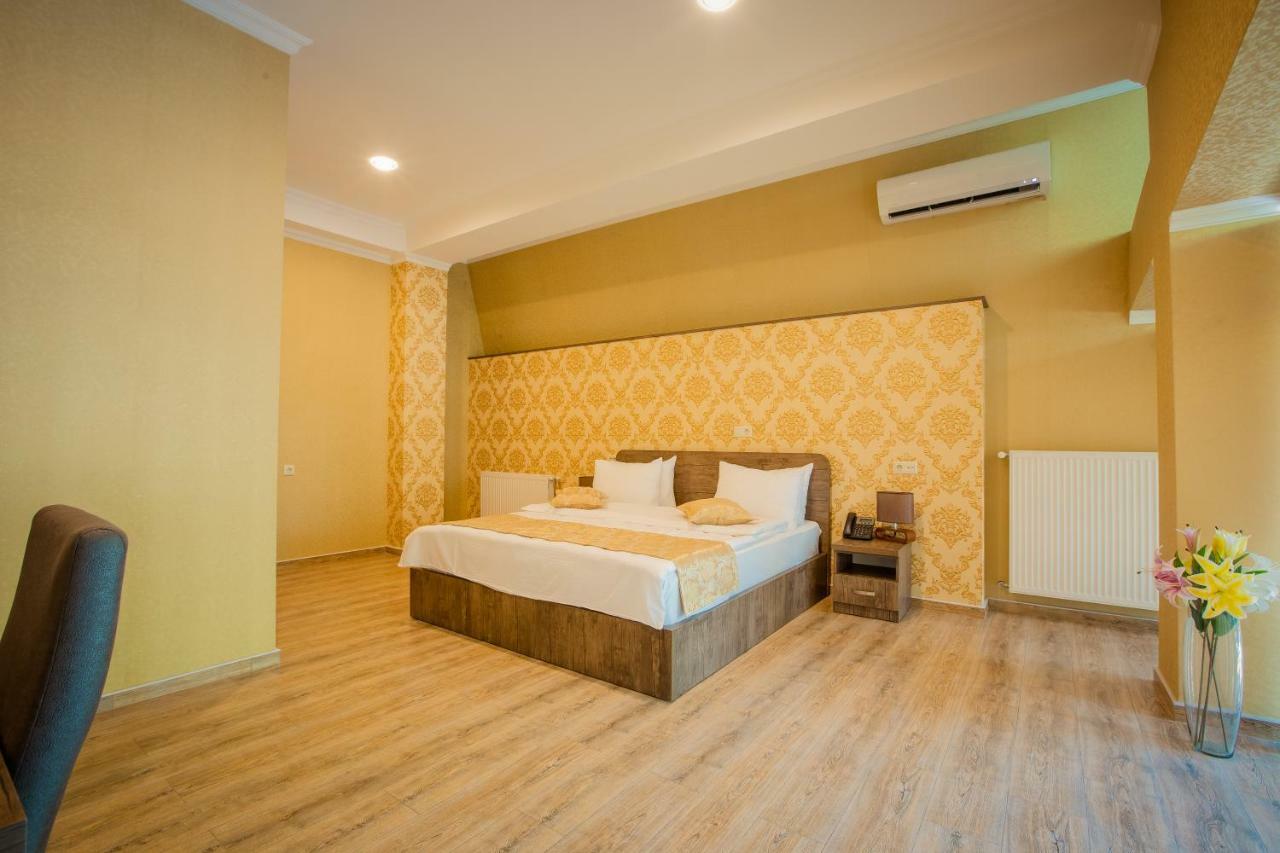 Hotel Comfort Tbilisi Exterior foto