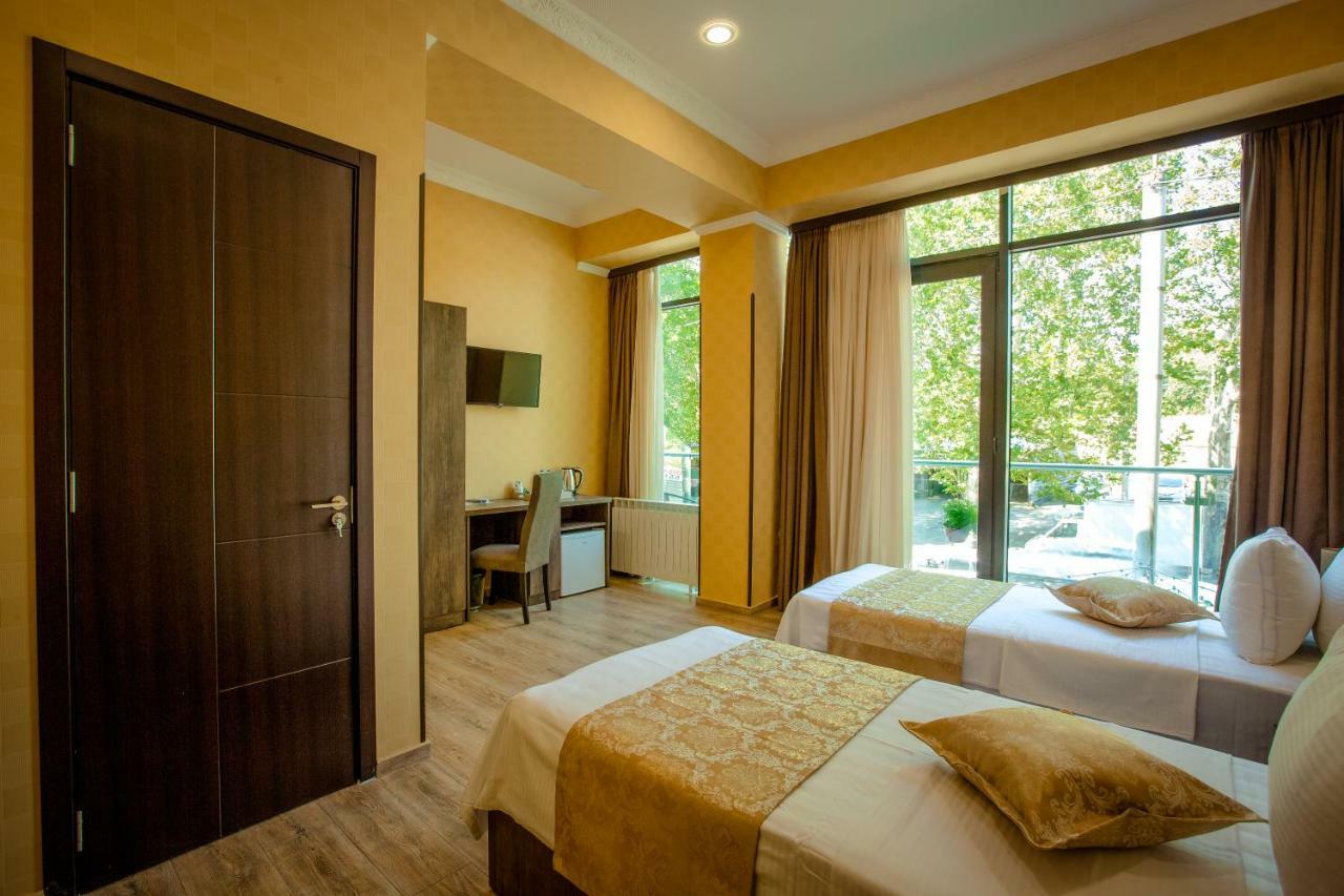Hotel Comfort Tbilisi Exterior foto