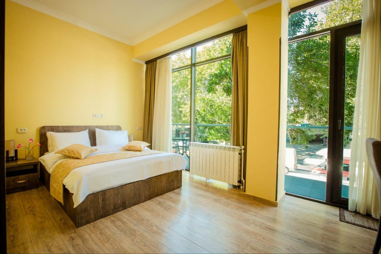 Hotel Comfort Tbilisi Exterior foto